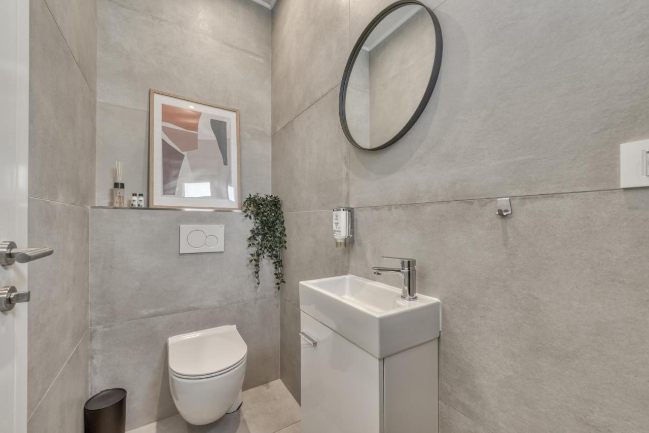Villa Oasis - Your Luxury Home Away From Home Celopeci Екстериор снимка