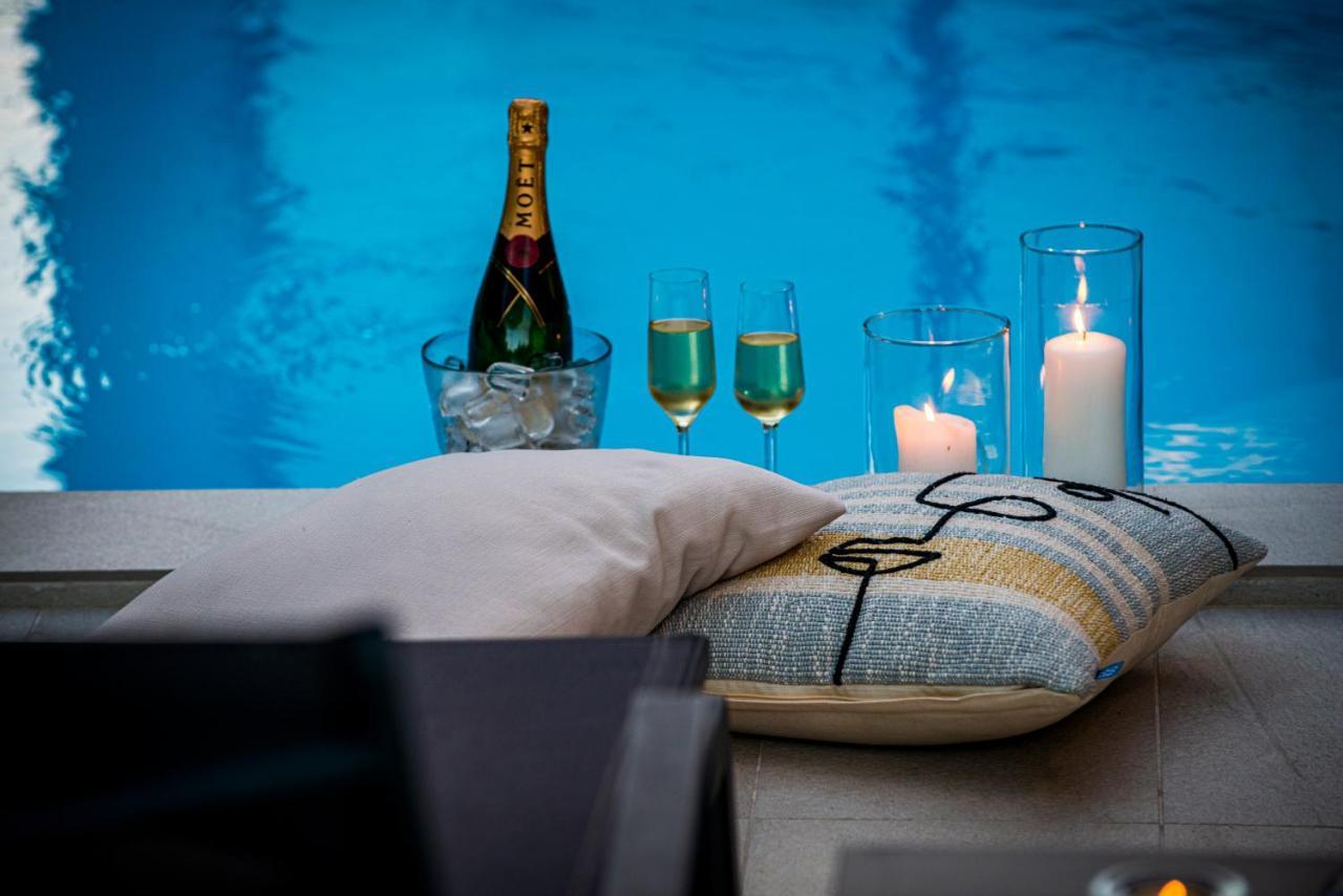 Villa Oasis - Your Luxury Home Away From Home Celopeci Екстериор снимка